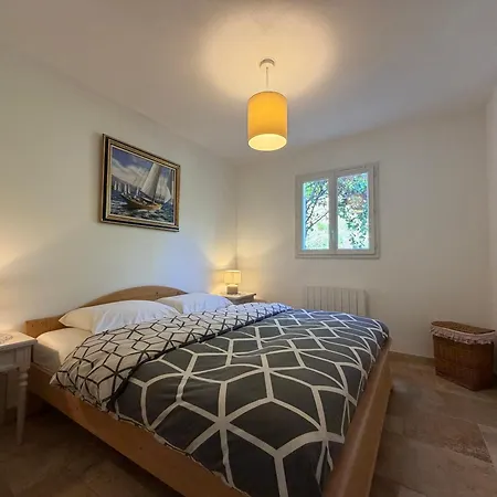 3-bedroom - Garden - Private Pool Lejlighed *
